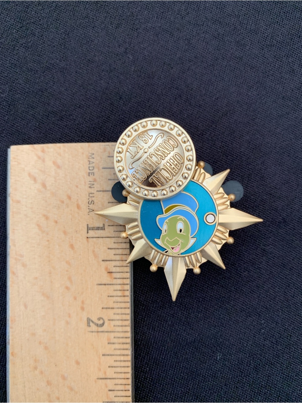 Disneyland Parks Jiminy Cricket Gold Pin Brooch Tack Official Conscience Trading - Picture 7 of 10